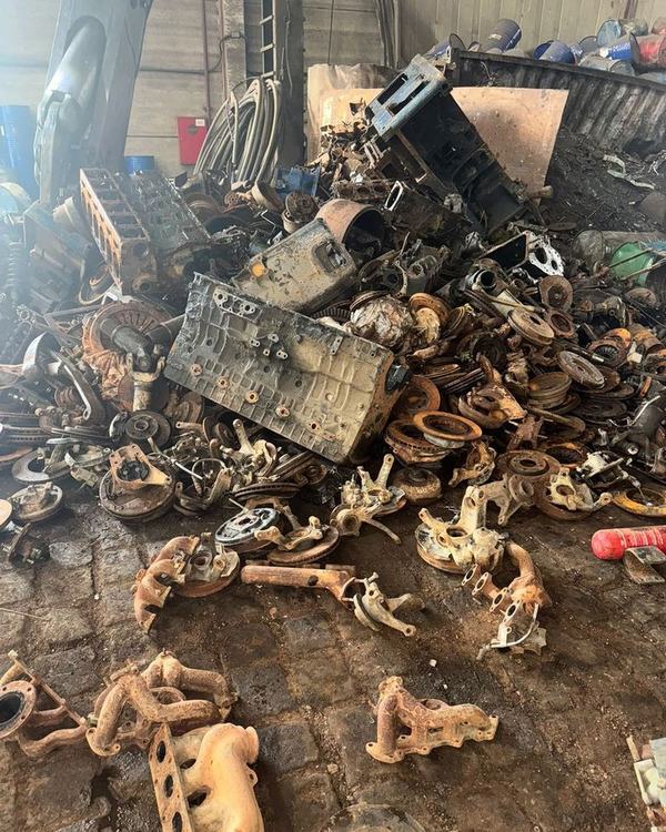 Cast iron machinery castings