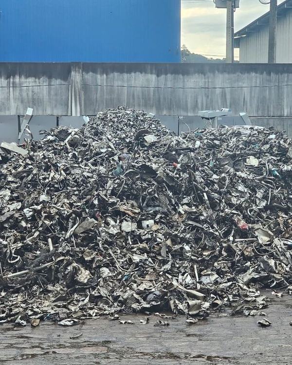 Zurik shredded stainless steel